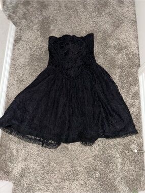 Gothic Vintage Strapless Black Lace Fit-and-Flare Dress